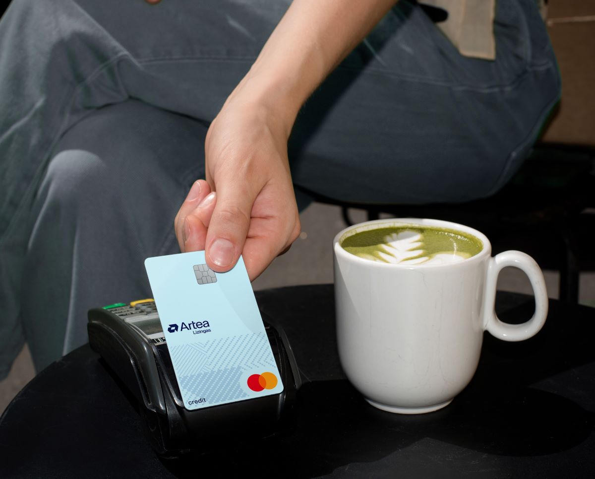 Artea Lizingas Mastercard Standard contactless credit card