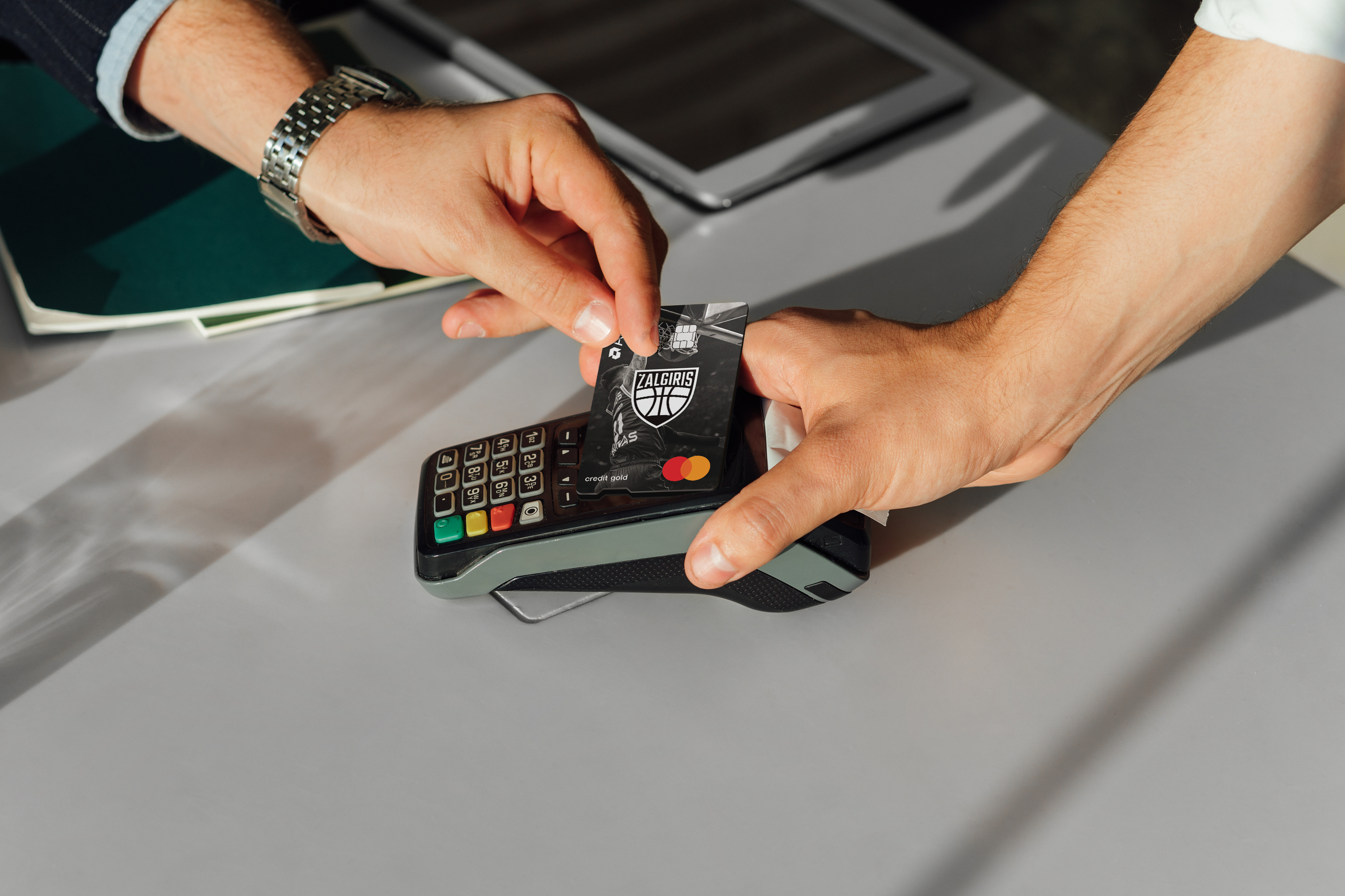 „Žalgirio Mastercard Gold“ bekontaktė kredito kortelė